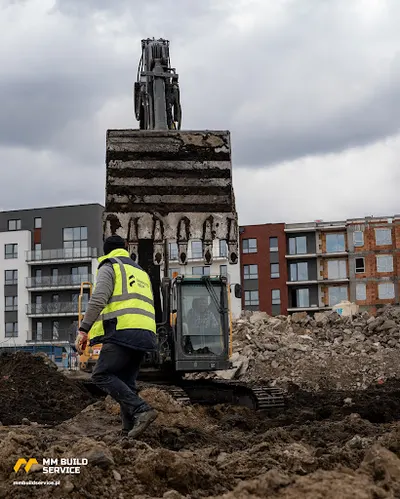 MM BUILD SERVICE - Budowa i remonty dróg